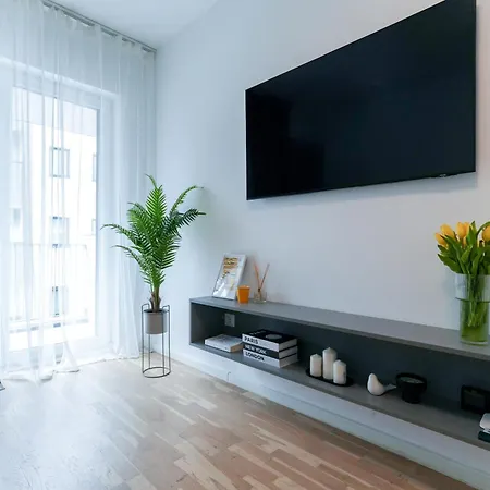 Ana - Cozy & Quiet With Balcony & Garden View Apartment