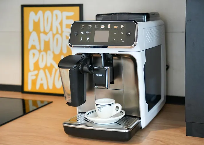 Ana - Cozy & Quiet With Balcony & Garden View * Bukarest