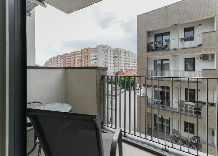 Ana - Cozy & Quiet With Balcony & Garden View *